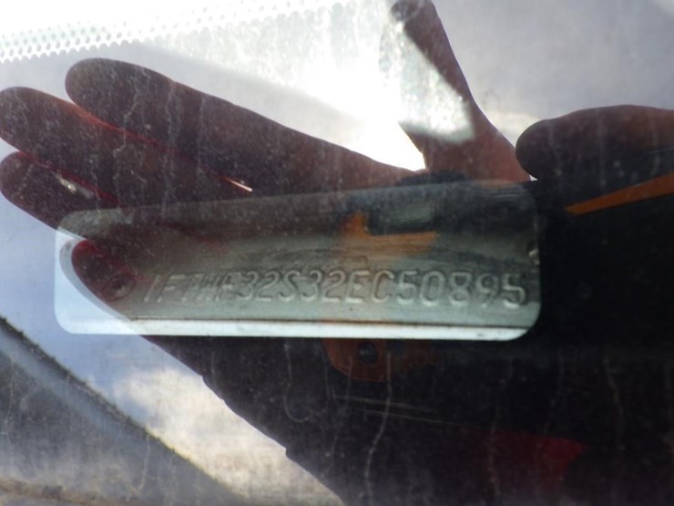 2002-ford-f350-image-17