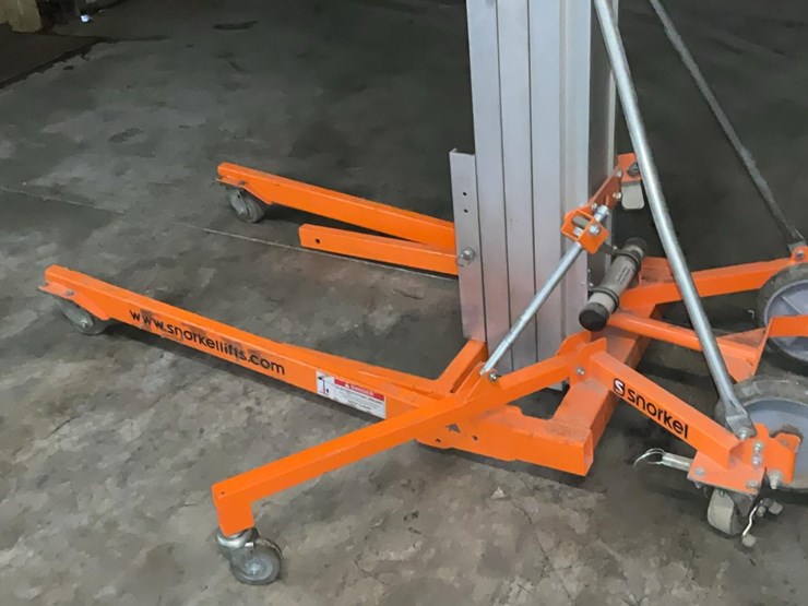 #315-•-2019-snorkel-18'-material-lift-image-12