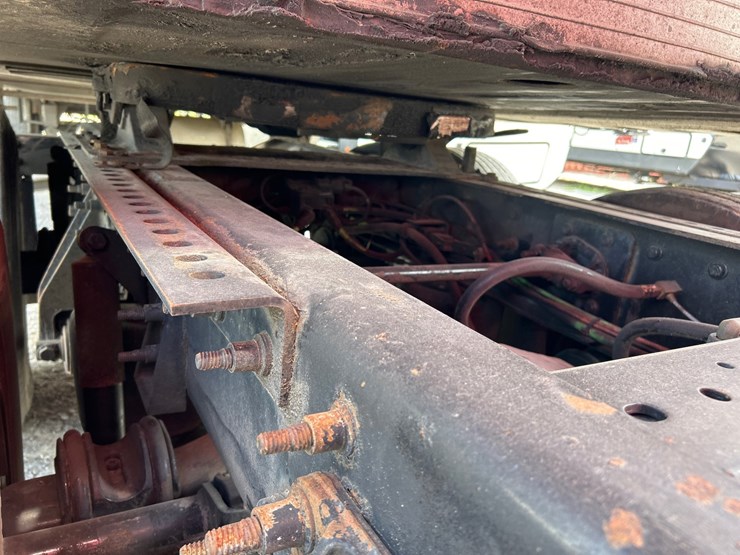 2011-international-prostar-image-9