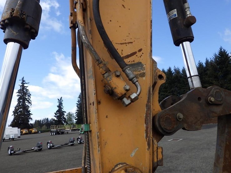 2014-case-cx145c-image-16