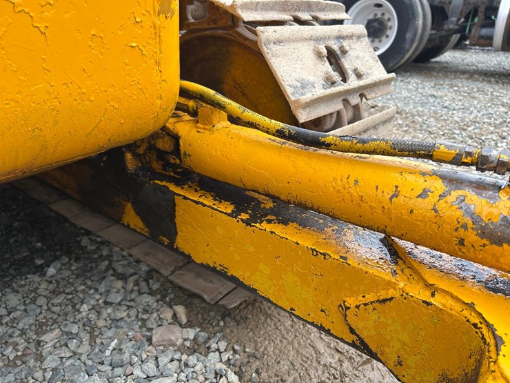 john-deere-350-image-16