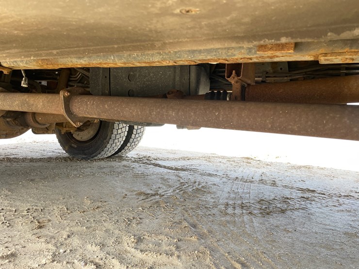 2011-ford-f550-image-67