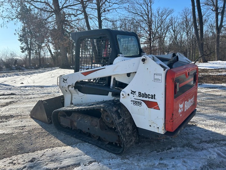 2017-bobcat-t550-image-6