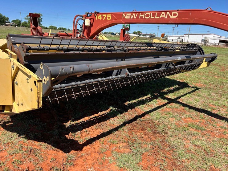 new-holland-1475-image-9