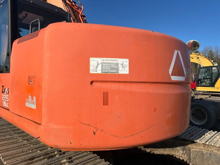 2021-hitachi-zx225-image-54