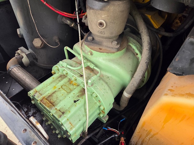 john-deere-4045hf285-image-17