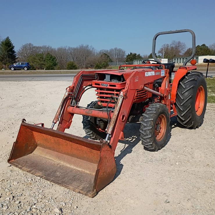 2001 KUBOTA L4300