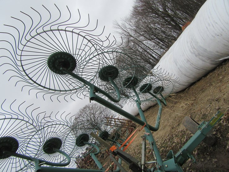 john-deere-702-image-3