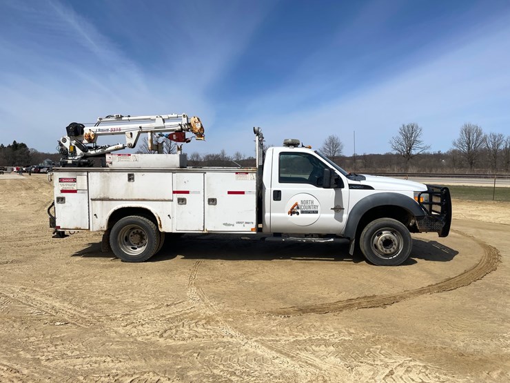 2011-ford-f550-image-4