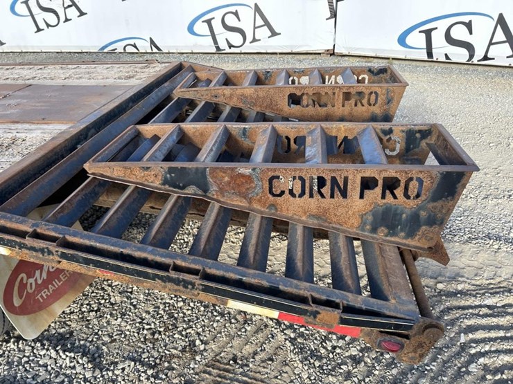 2016-massey-ferguson-8-image-17