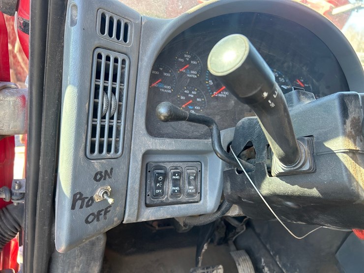 2006-international-7400-image-64