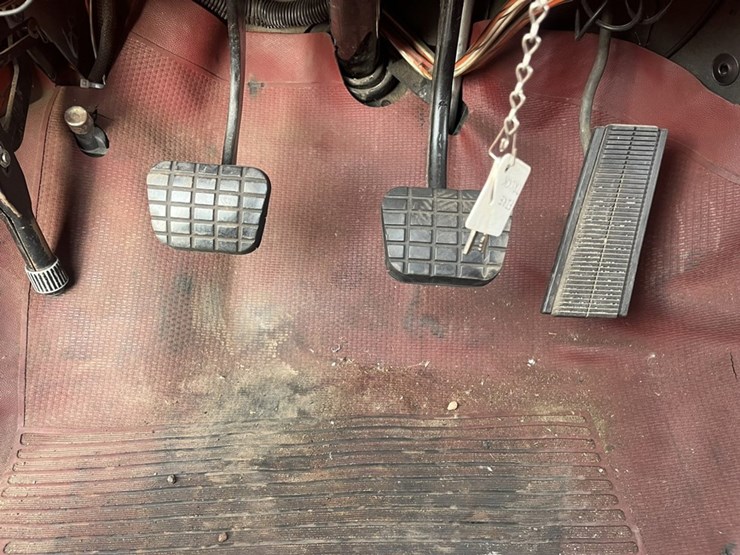 #1148-•-1980-gmc-v-8-fire-truck-image-88