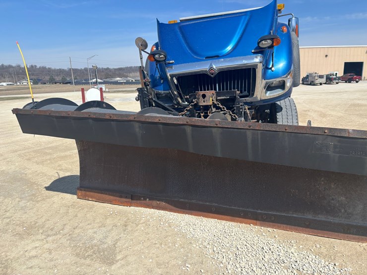 2006-international-7600-image-109