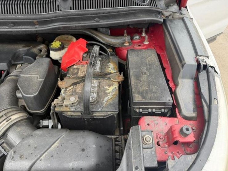 2013-ford-explorer-image-27