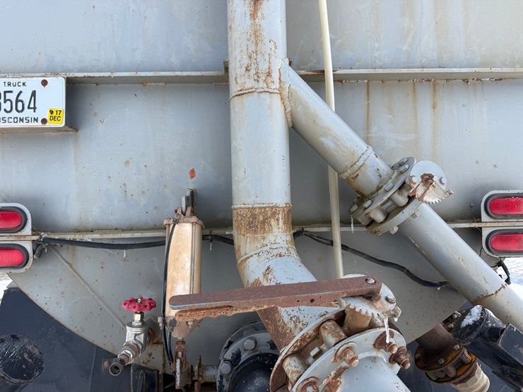 #2018-•-1978-international-f-2275-tandem-axle-water-truck-image-35