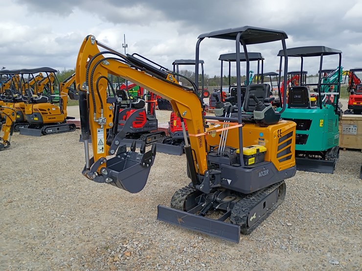 #24174-•-2025-agt-mx20r-mini-excavator-image-8