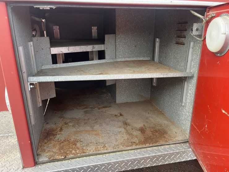 #1148-•-1980-gmc-v-8-fire-truck-image-36