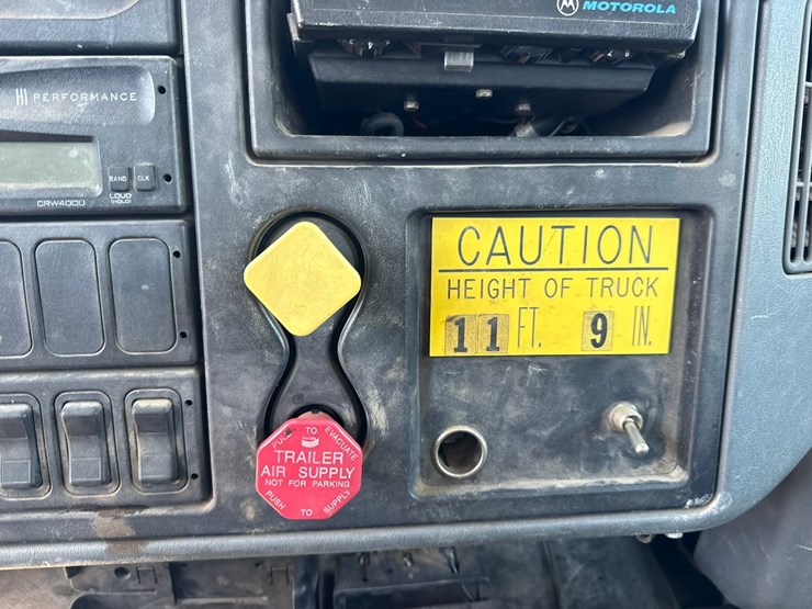 2002-international-4300-sba-image-40