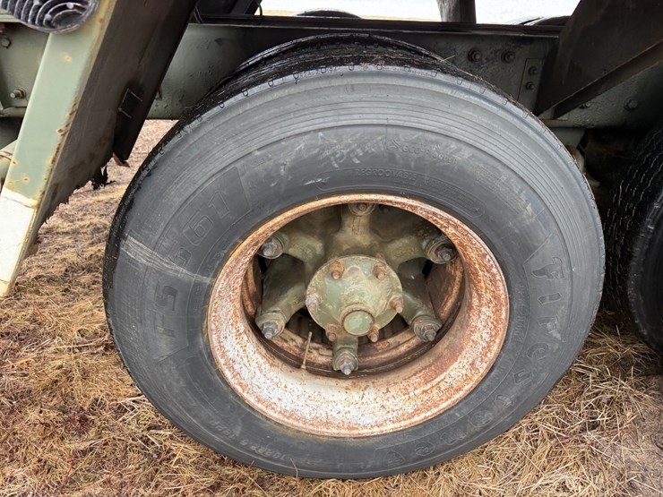 1984-mack-dm492s-image-73