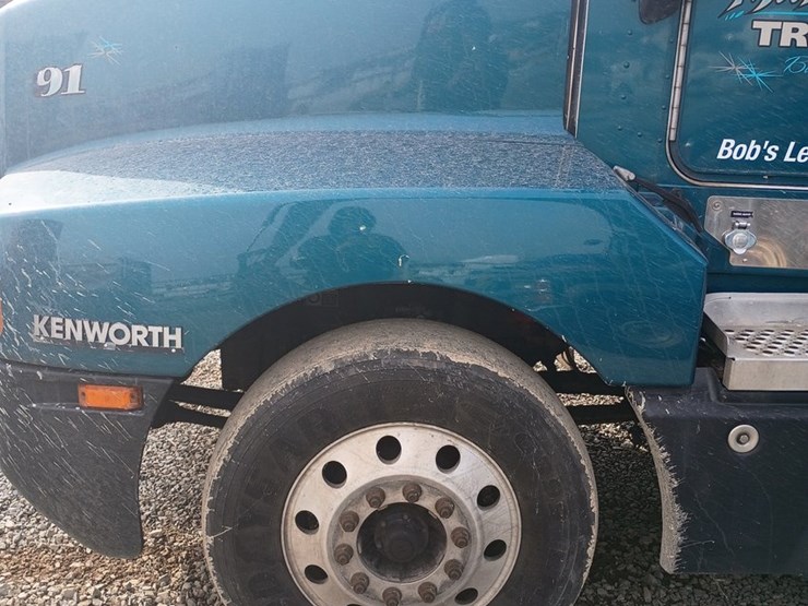 2002-kenworth-t600-image-70