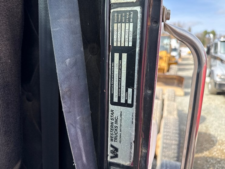1996-western-star-4964s-image-88