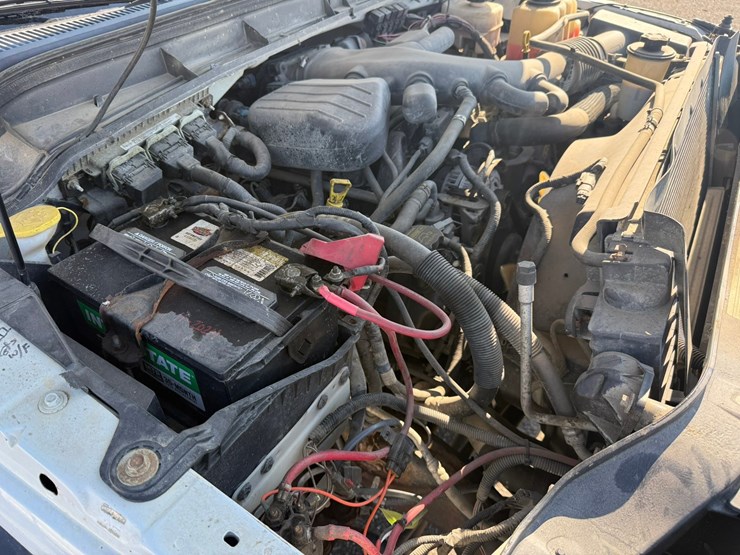 2011-ford-f550-xl-image-12