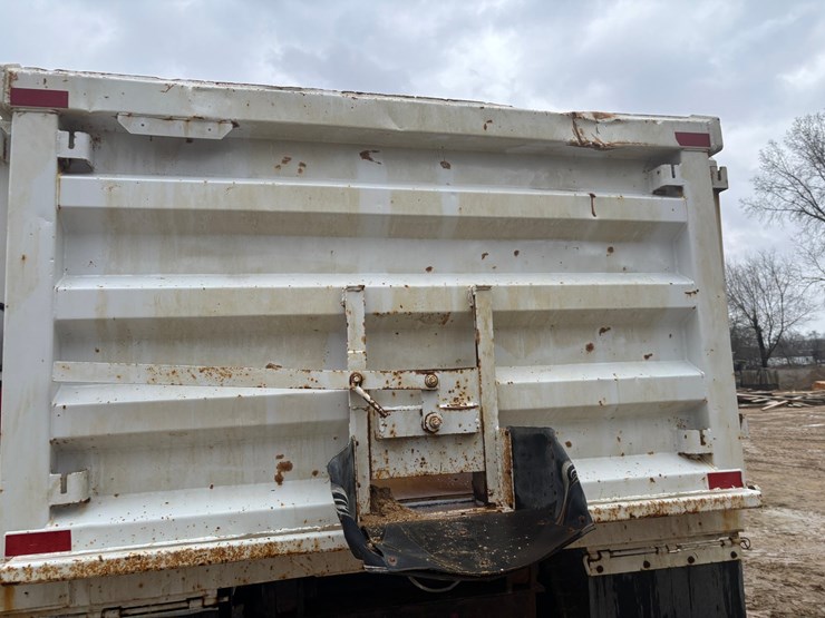 1997-ford-lt8000-image-54