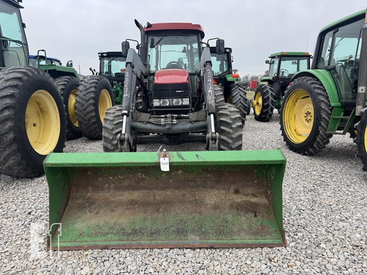 case-ih-farmall-120a-image-2