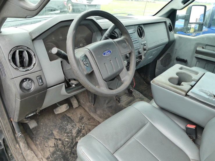 2016-ford-f350-xl-image-11