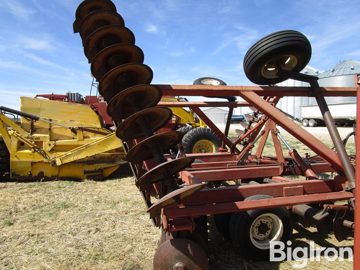 international-490-image-11