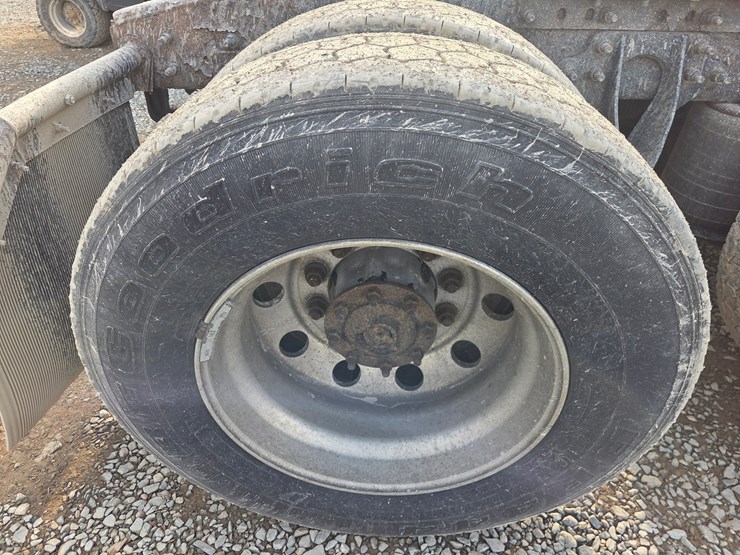 2013-international-prostar-image-80