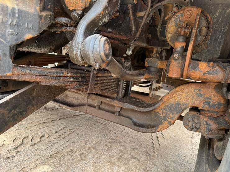 #2168-•-2001-sterling-4x2-snow-plow-truck-image-72