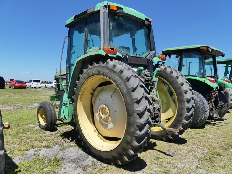 john-deere-6400-image-4