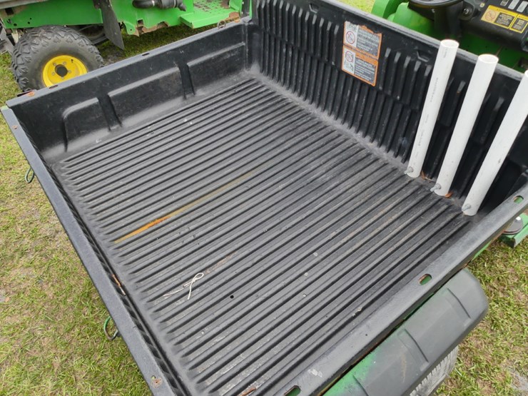 john-deere-gator-image-5