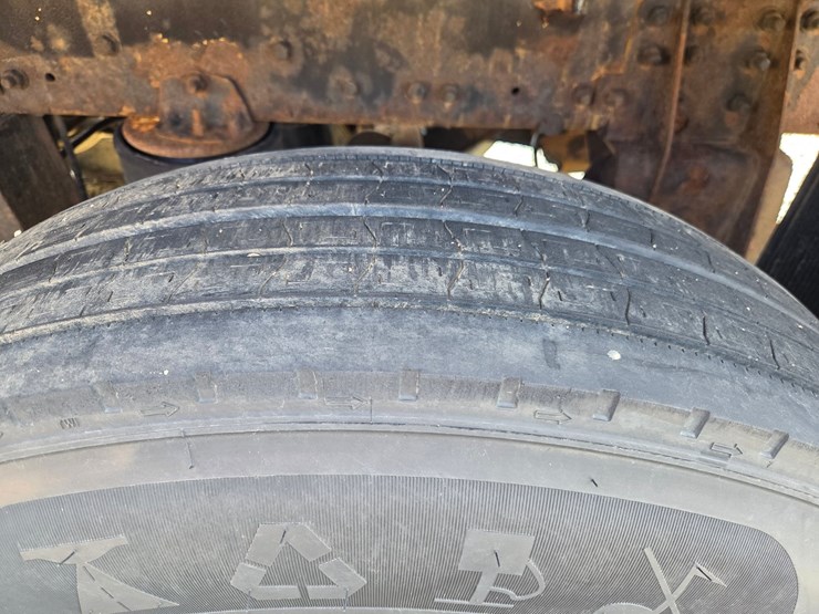 2005-massey-ferguson-8-image-79