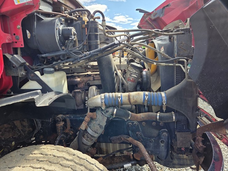 2005-massey-ferguson-8-image-54