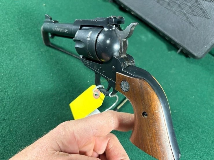 ruger-blackhawk-357-revolver-image-9