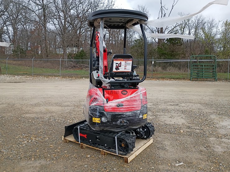 #l19-001-•-2026-tpm-16h-mini-excavator-image-2