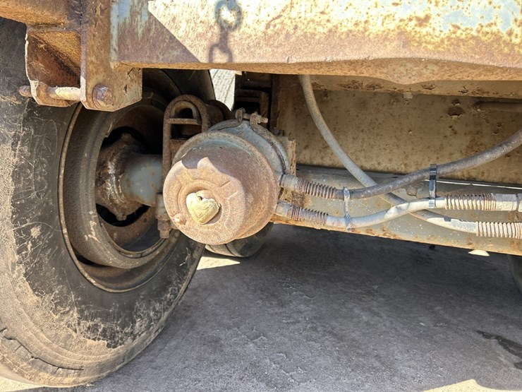 axle-end-dump-image-18