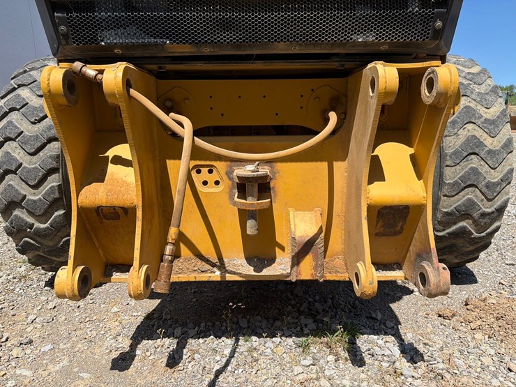 2018-caterpillar-12m3-image-33