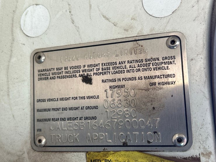 2005-isuzu-nqr-image-69