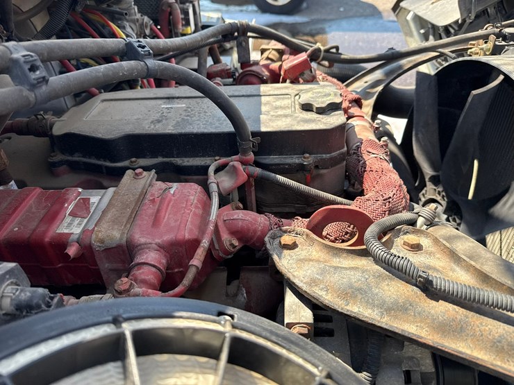 #1070-•-2012-freightliner-boom/crane-truck-image-21