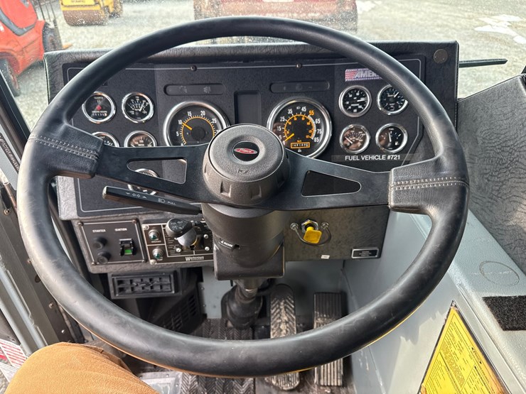 1998-massey-ferguson-8-image-76