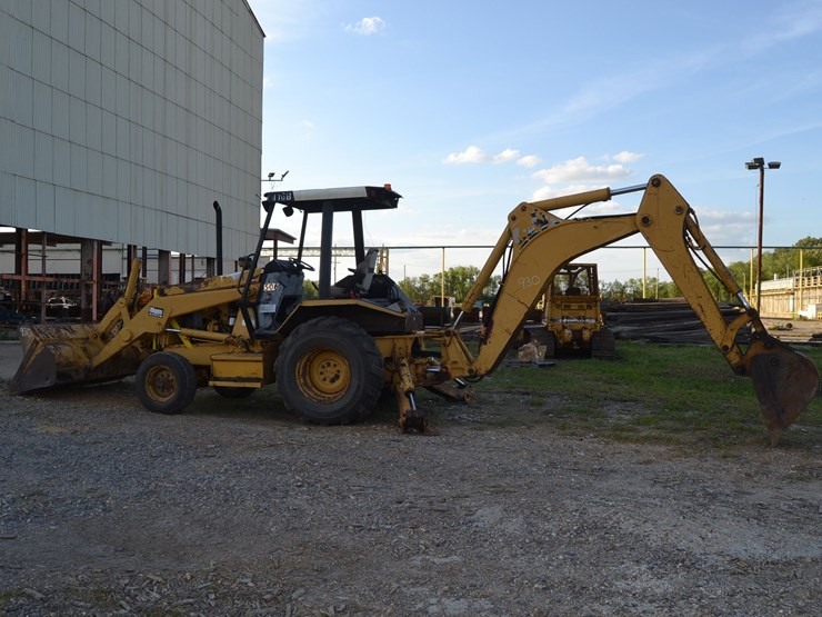 caterpillar-416b-image-3