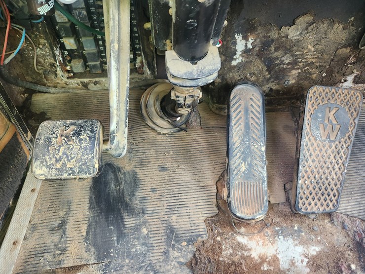 1985-kenworth-w900-image-55