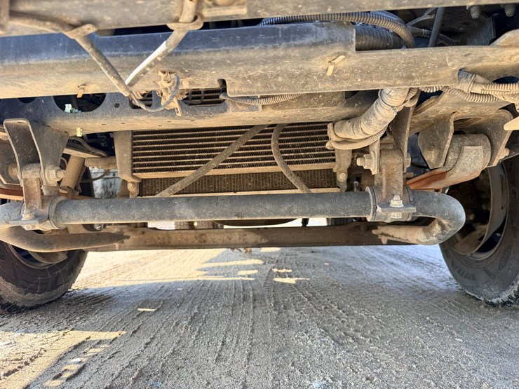 2002-isuzu-npr-image-52