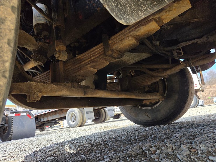 2005-massey-ferguson-8-image-47