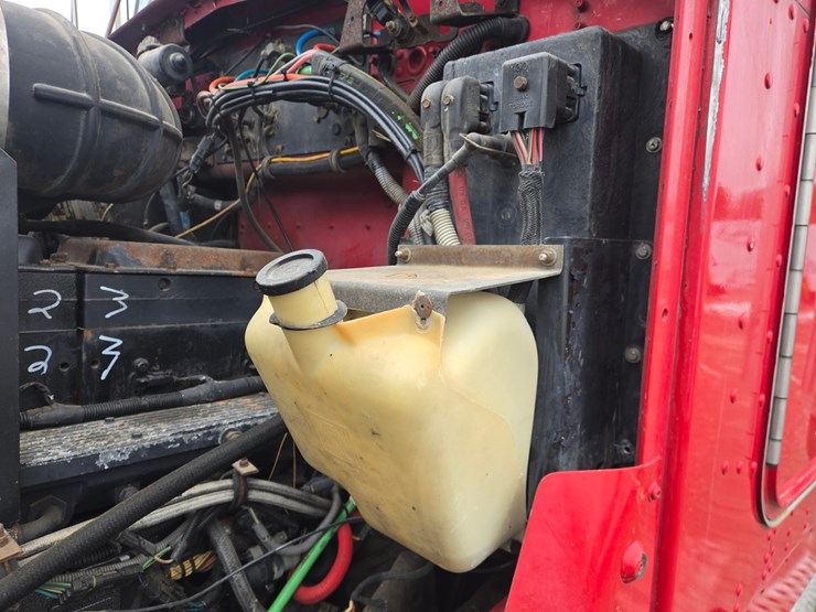 1993-kenworth-t800-image-66