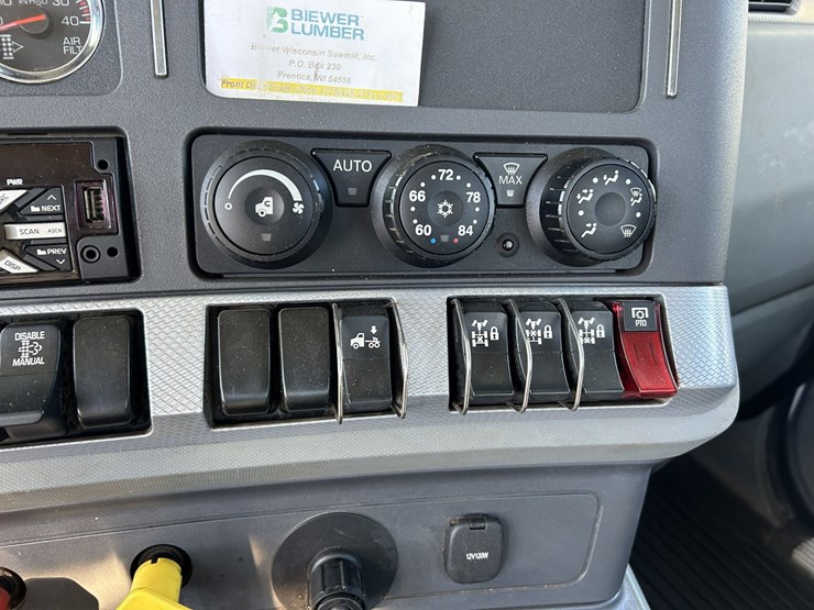 2020-kenworth-t880-image-68