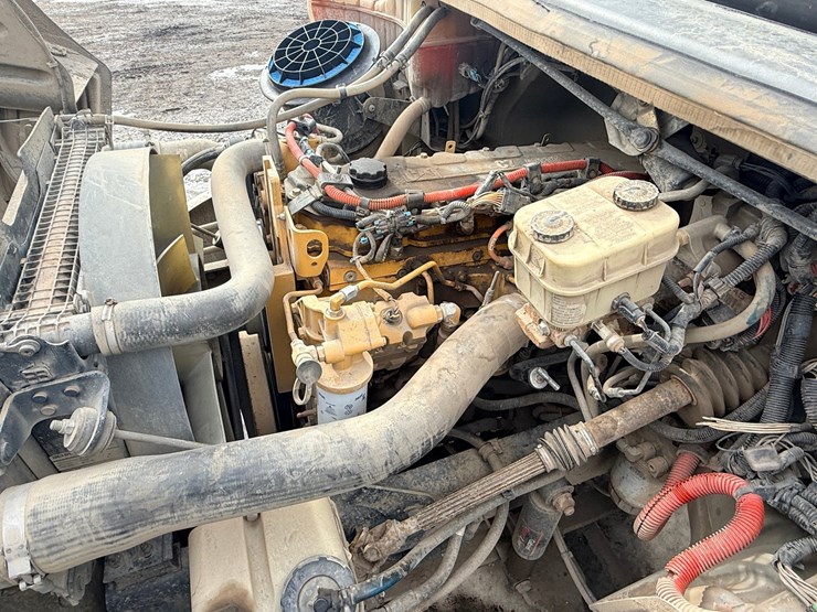 2004-caterpillar-c7-image-54